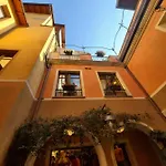 فندق La Contrada 3*