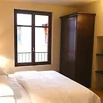 La Contrada فندق 3*