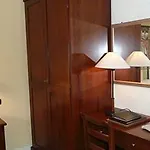 La Contrada فندق فيربانيا