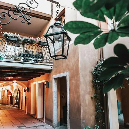 La Contrada 베르바니아