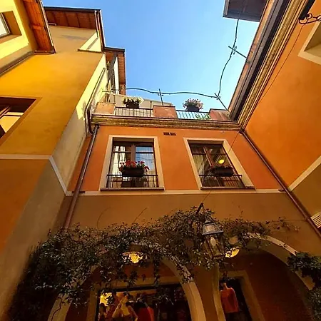 La Contrada 호텔