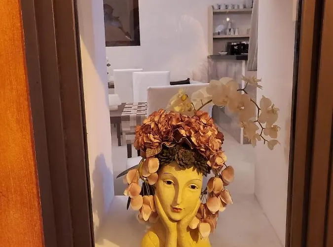 מלון La Contrada 3*