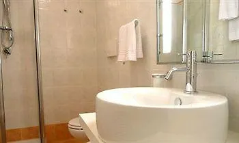 호텔 La Contrada 베르바니아